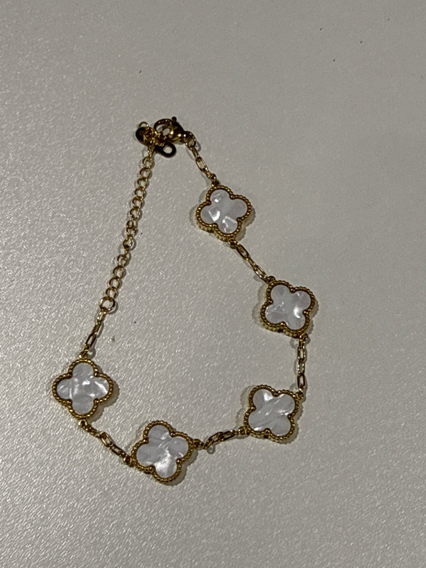 Fashion Clover Bracelets