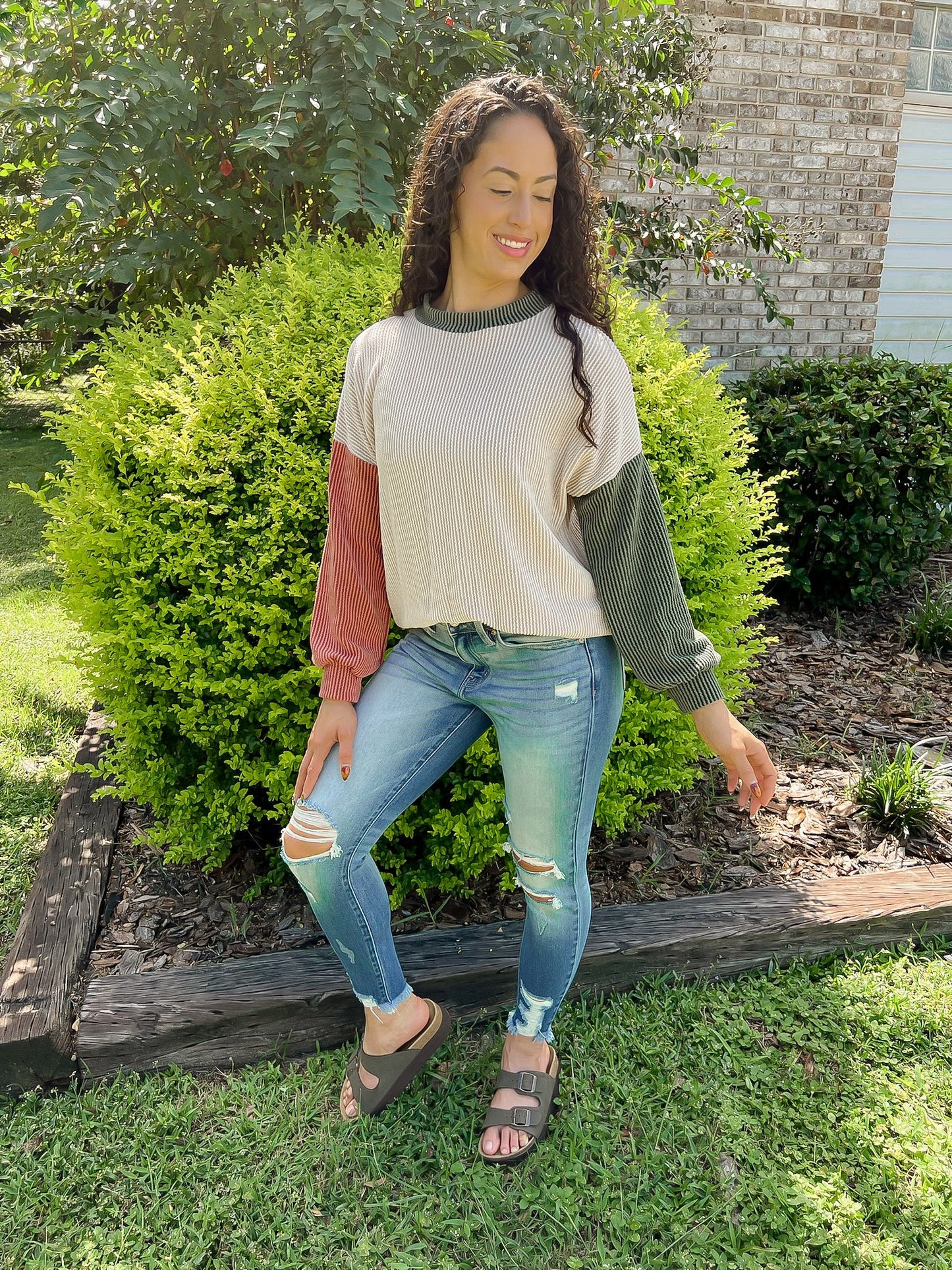 Kan Can High Rise Fray Hem Jeans — Salon 209