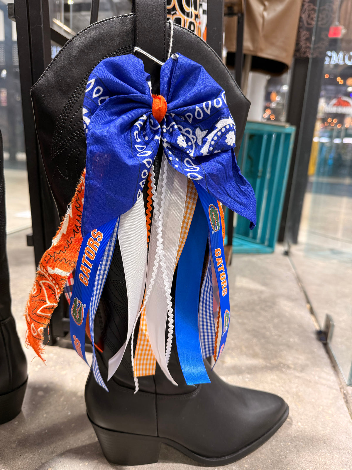 Gators Boot Bows