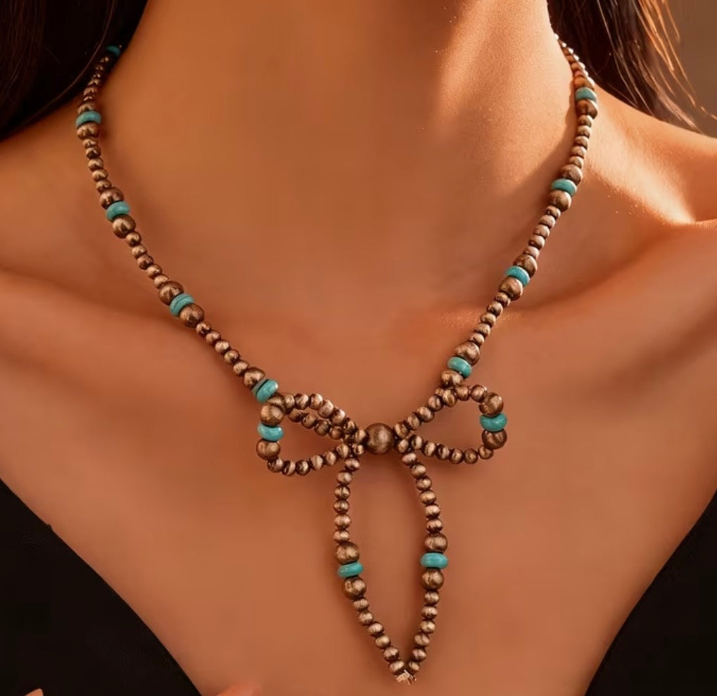 Vintage-Style Bow Pendant Necklace
