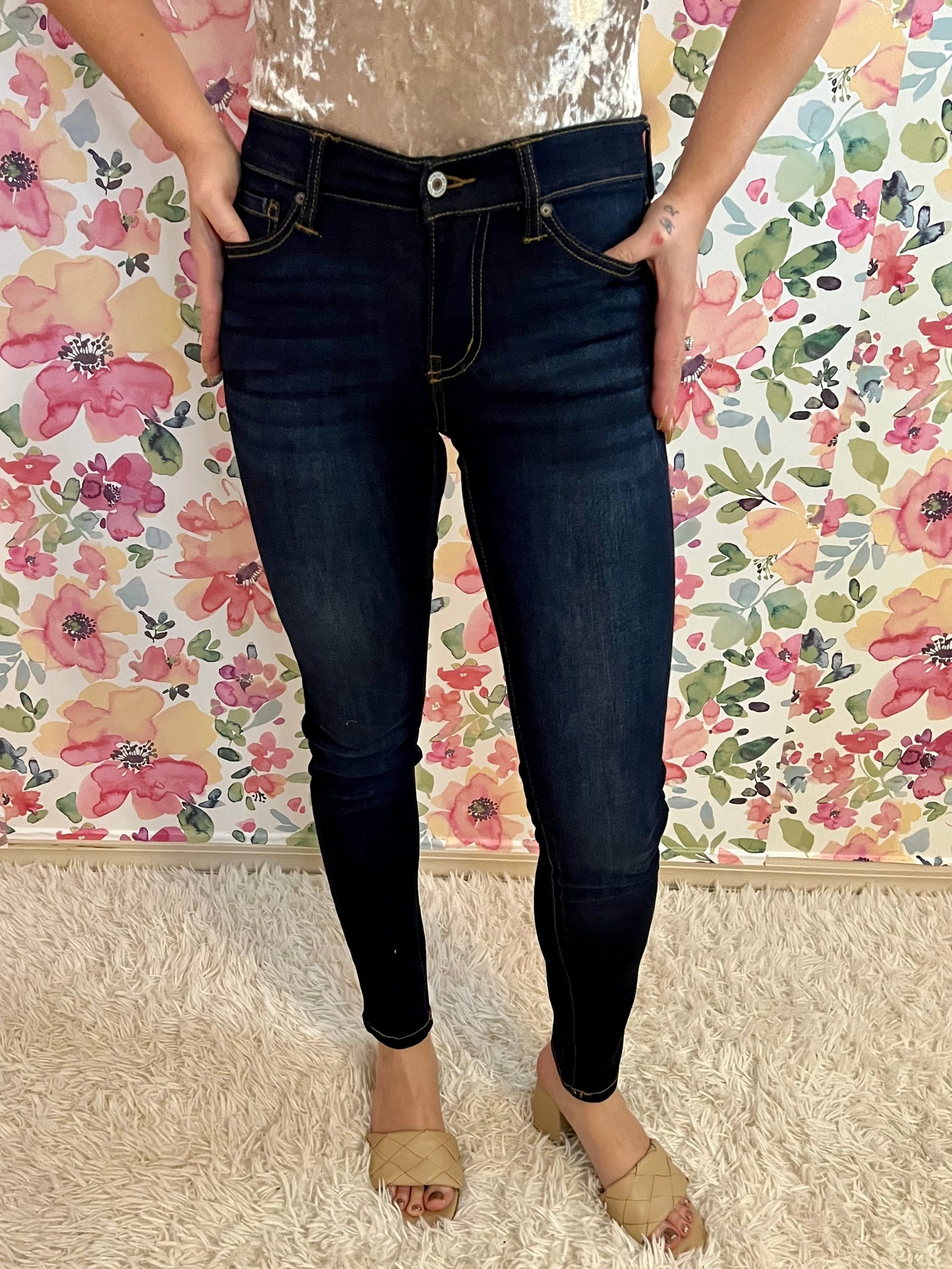Kan Can Super Dark Skinny Jeans